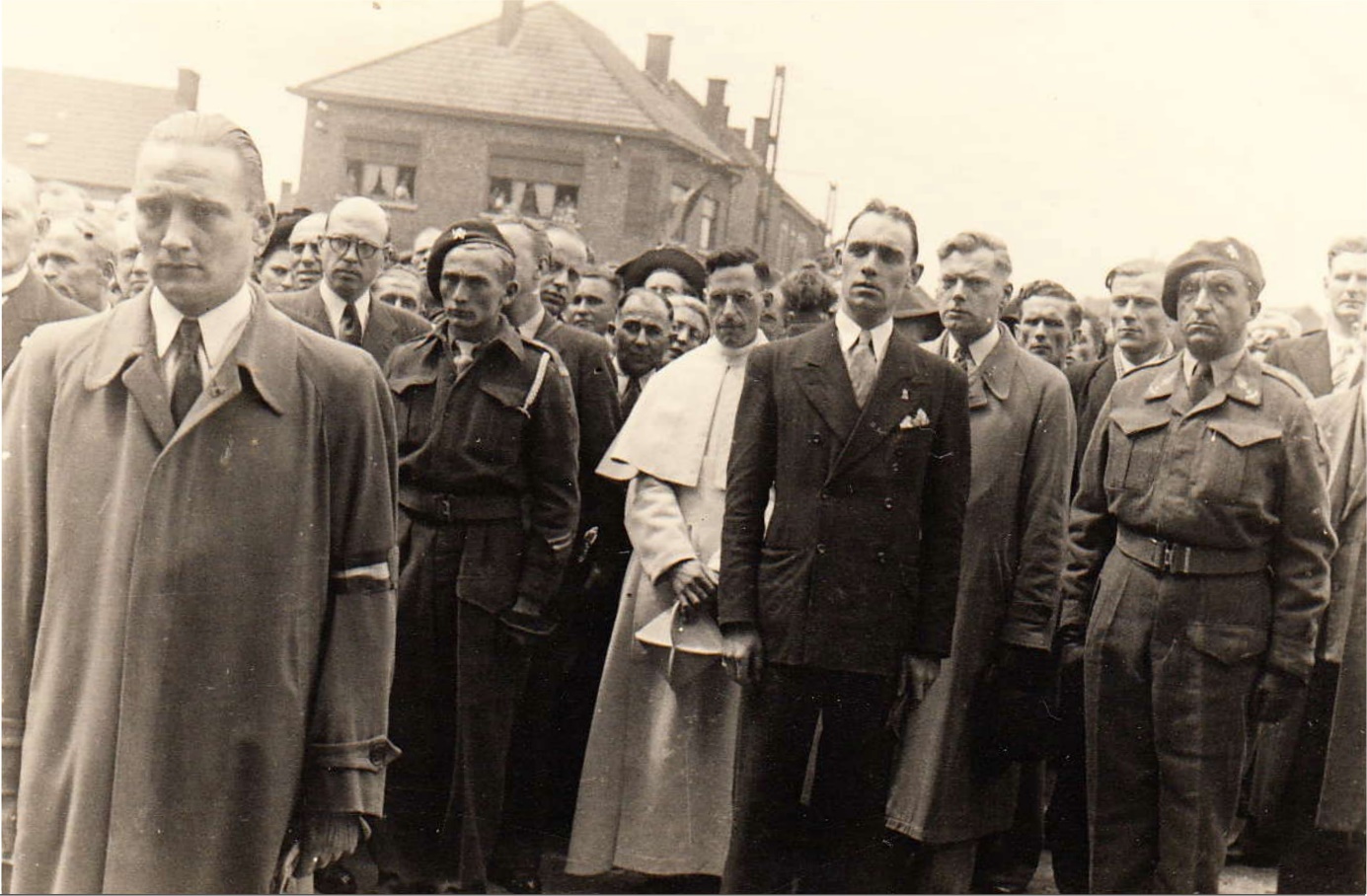 image009