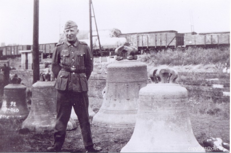 cloches soldat